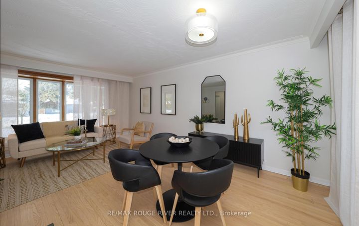 Photo 10 at 48 Limevale Crescent, West Hill, Toronto