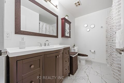 Photo 18 at 88 Hildenboro Square, L'Amoreaux, Toronto