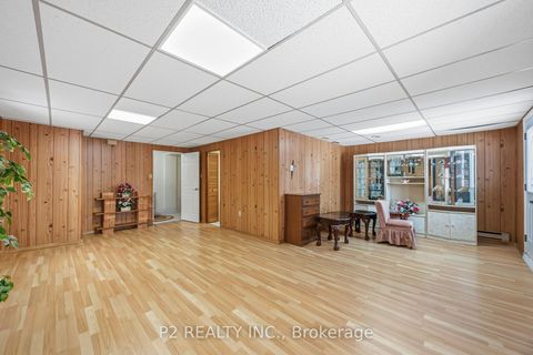 Photo 20 at 88 Hildenboro Square, L'Amoreaux, Toronto