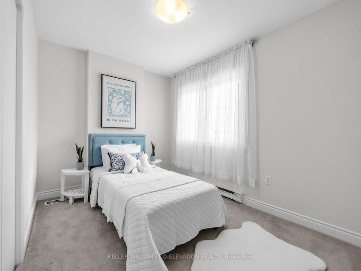 Photo 24 at 999 Henley Road W, Lakeview, Mississauga