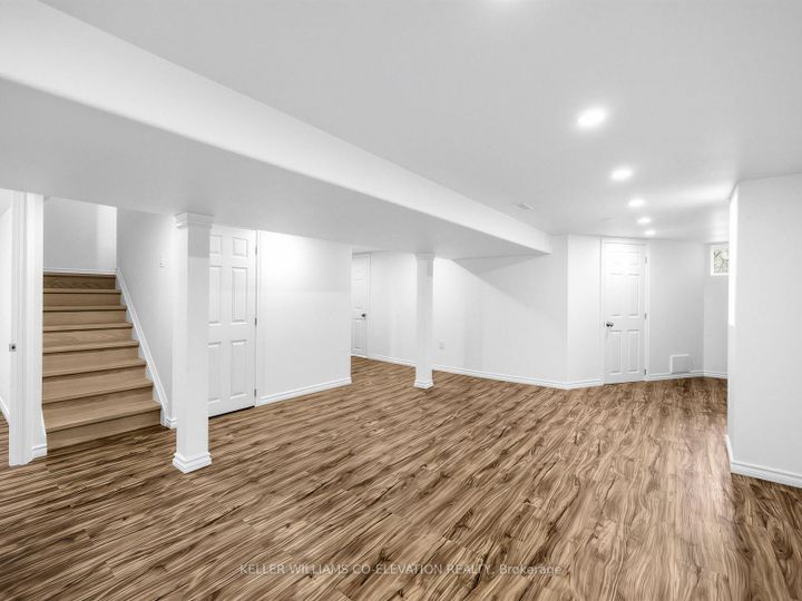 Photo 30 at 999 Henley Road W, Lakeview, Mississauga