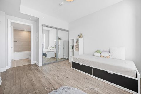 Photo 19 at 3006 - 18 Water Walk Drive, Unionville, Markham