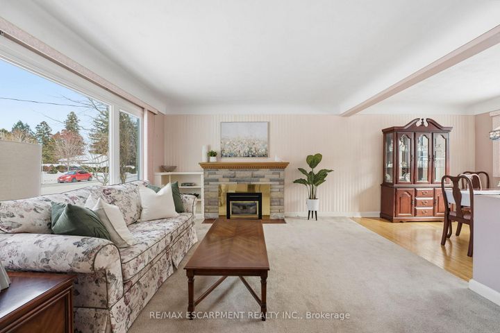Photo 4 at 42 Gilbert Avenue, Ancaster, Hamilton
