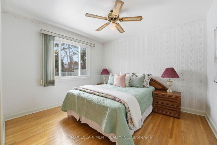 Photo 13 at 42 Gilbert Avenue, Ancaster, Hamilton