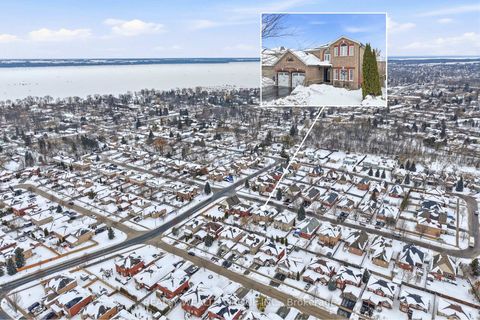 Photo 2 at 84 Bayview Avenue, Keswick South, Georgina