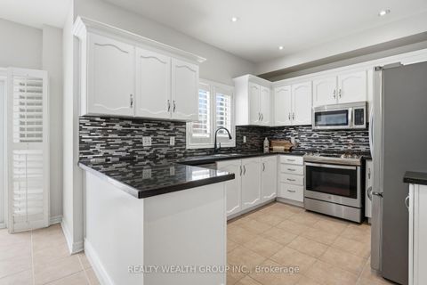 Photo 7 at 84 Bayview Avenue, Keswick South, Georgina