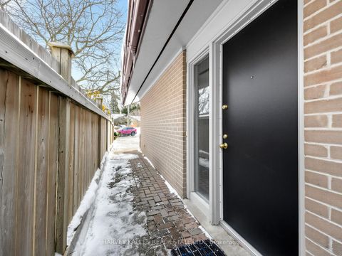 Photo 4 at 12 Ladysbridge Drive, Morningside, Toronto
