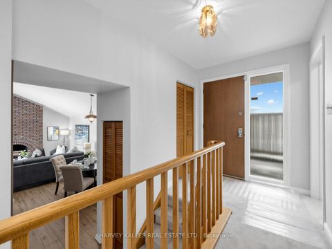 Photo 5 at 12 Ladysbridge Drive, Morningside, Toronto