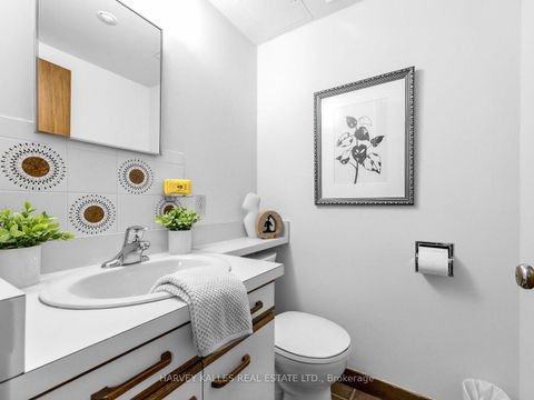 Photo 22 at 12 Ladysbridge Drive, Morningside, Toronto