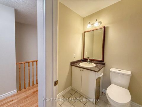 Photo 11 at 30A - 81 Northern Heights Drive, Langstaff, Richmond Hill
