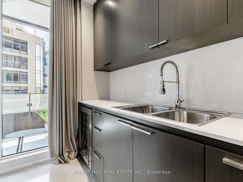 Photo 5 at 602 - 88 Davenport Road, Annex, Toronto