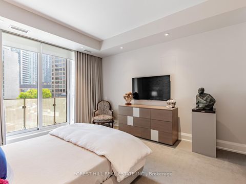 Photo 16 at 602 - 88 Davenport Road, Annex, Toronto