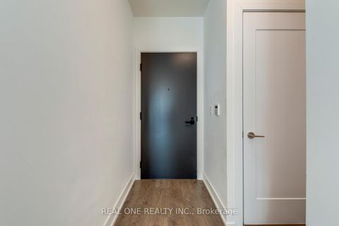Photo 7 at 351 - 25 Adra Grado Way, Bayview Village, Toronto