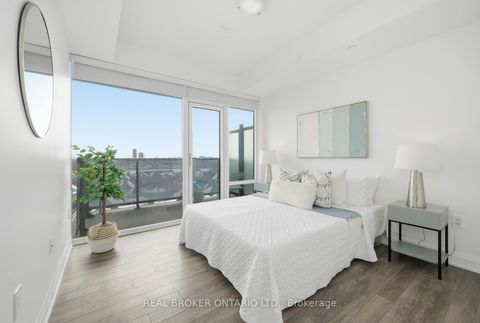 Photo 29 at 805 - 4800 Highway 7, East Woodbridge, Vaughan