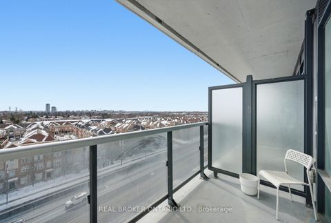 Photo 36 at 805 - 4800 Highway 7, East Woodbridge, Vaughan