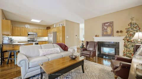 Photo 18 at 1035 Northern Prospect Crescent, Wyndham, Newmarket