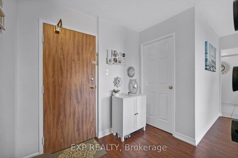 Photo 1 at 411 - 121 Trudelle Street N, Eglinton East, Toronto