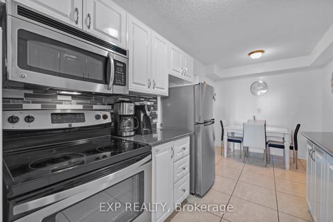 Photo 10 at 411 - 121 Trudelle Street N, Eglinton East, Toronto