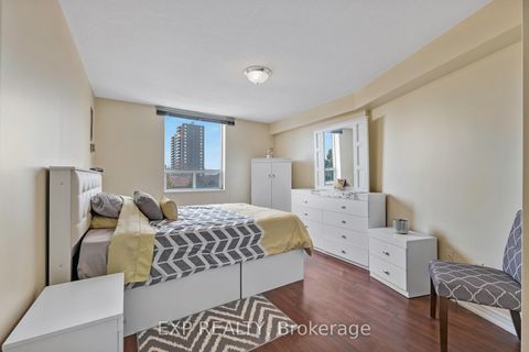 Photo 15 at 411 - 121 Trudelle Street N, Eglinton East, Toronto