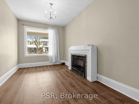 Photo 2 at 459 Manor Road E, Mount Pleasant East, Toronto