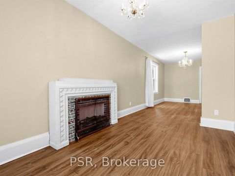 Photo 4 at 459 Manor Road E, Mount Pleasant East, Toronto