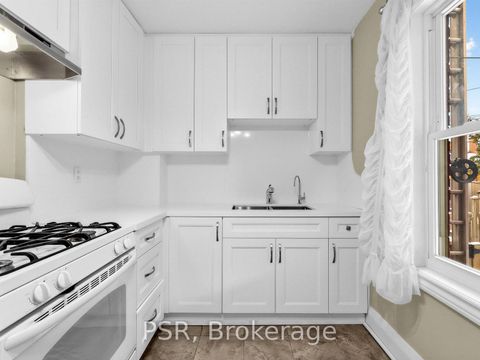 Photo 12 at 459 Manor Road E, Mount Pleasant East, Toronto