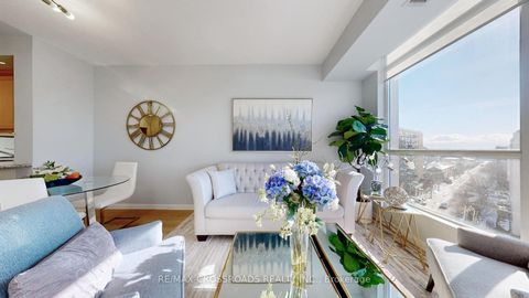 Photo 2 at 927 - 628 Fleet Street, Niagara, Toronto