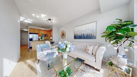 Photo 3 at 927 - 628 Fleet Street, Niagara, Toronto