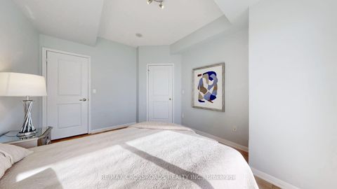 Photo 15 at 927 - 628 Fleet Street, Niagara, Toronto