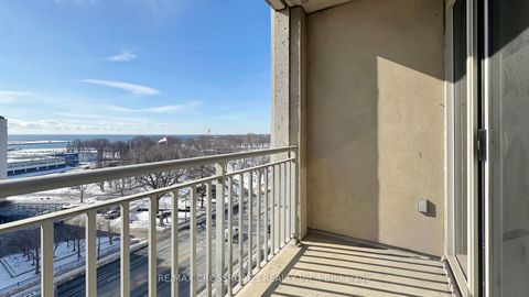 Photo 24 at 927 - 628 Fleet Street, Niagara, Toronto