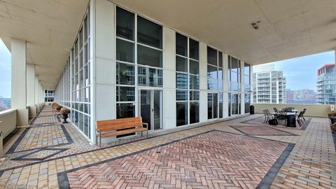 Photo 35 at 927 - 628 Fleet Street, Niagara, Toronto