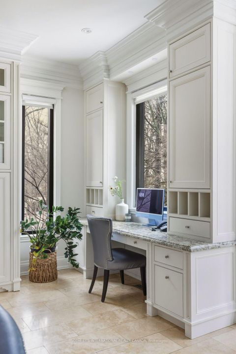 Photo 12 at 4 Ridgefield Road, York Mills, Toronto