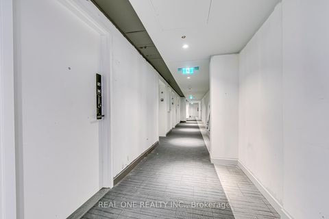 Photo 4 at 6015 - 3883 Quartz Road, City Centre, Mississauga