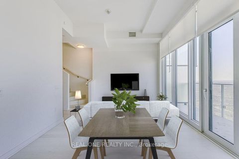 Photo 16 at 6015 - 3883 Quartz Road, City Centre, Mississauga