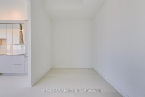 Photo 27 at 6015 - 3883 Quartz Road, City Centre, Mississauga