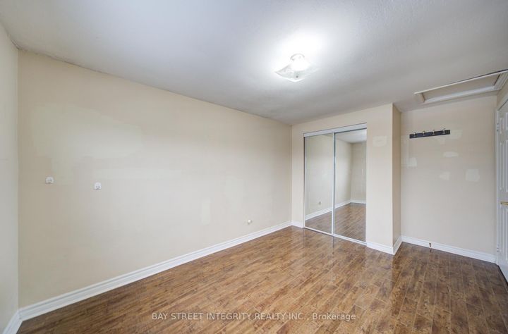 Photo 23 at 107 Autumn Glen Circle, Clairville, Toronto