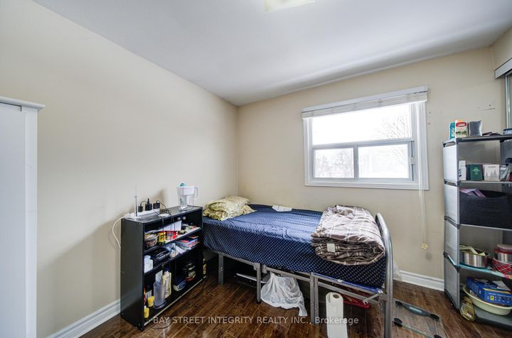 Photo 26 at 107 Autumn Glen Circle, Clairville, Toronto