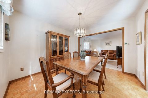 Photo 17 at 47 Velvet Crescent, East Woodbridge, Vaughan