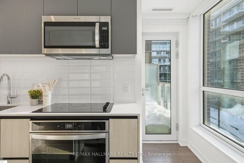 Photo 7 at 327 - 150 Logan Avenue, South Riverdale, Toronto