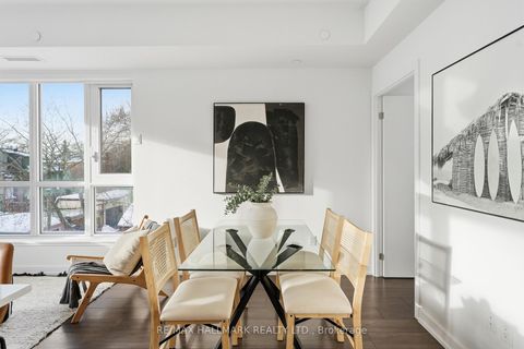 Photo 9 at 327 - 150 Logan Avenue, South Riverdale, Toronto