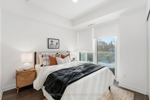 Photo 10 at 327 - 150 Logan Avenue, South Riverdale, Toronto