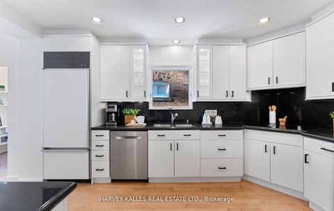 Photo 13 at 565 Briar Hill Avenue, Forest Hill North, Toronto