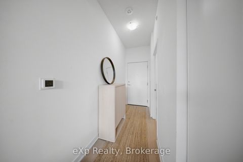 Photo 7 at 209 - 859 The Queensway, Queensway, Toronto