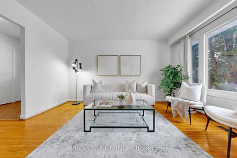 Photo 8 at 47 Greendowns Drive, Scarborough Village, Toronto