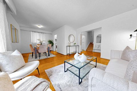 Photo 10 at 47 Greendowns Drive, Scarborough Village, Toronto