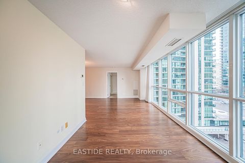 Photo 5 at 908 - 33 Bay Street, Waterfront Communities C1, Toronto
