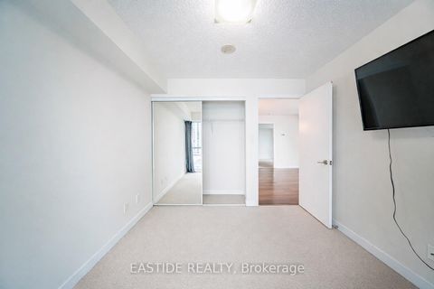 Photo 11 at 908 - 33 Bay Street, Waterfront Communities C1, Toronto