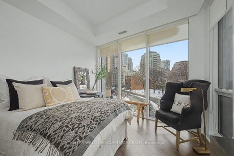 Photo 8 at 306 - 88 Davenport Road, Annex, Toronto