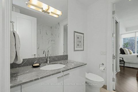 Photo 12 at 306 - 88 Davenport Road, Annex, Toronto