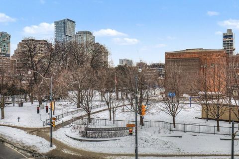 Photo 18 at 306 - 88 Davenport Road, Annex, Toronto